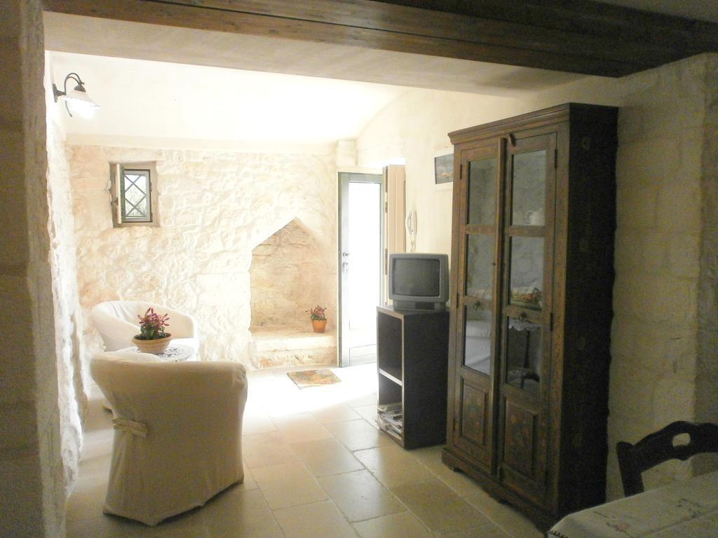 Trullo Villa Giuliana con giardino Posizione panoramica Free wifi Ostuni Camera foto